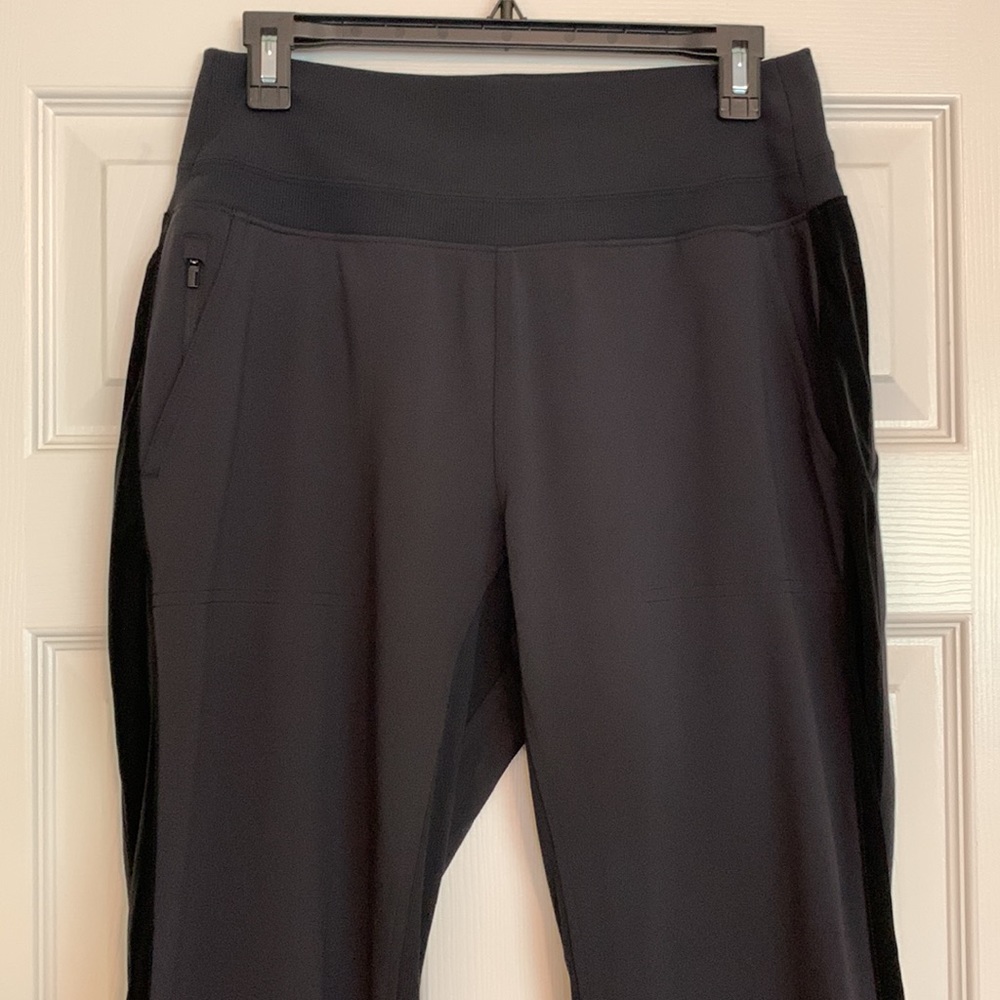 Athleta Venice Black Velvet Striped Pant sz M - Picture 4 of 16